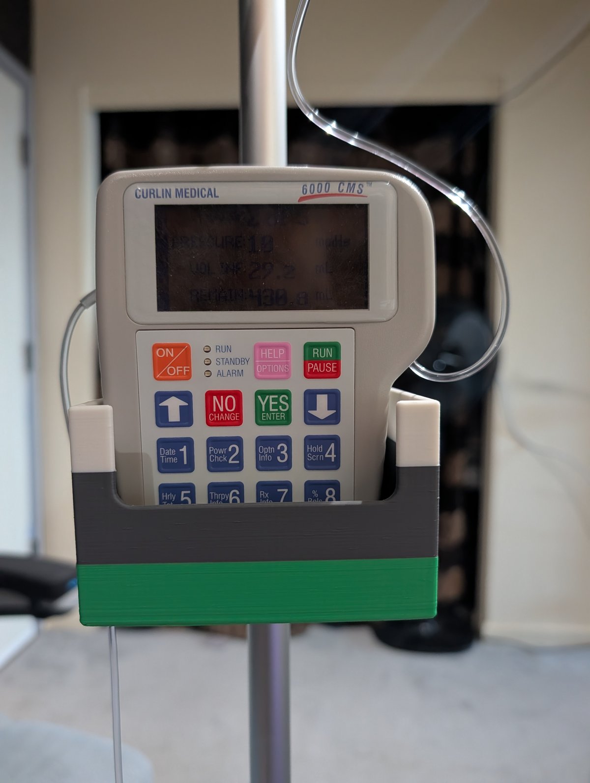 Curlin CMS6000 in V2 cradle — front view